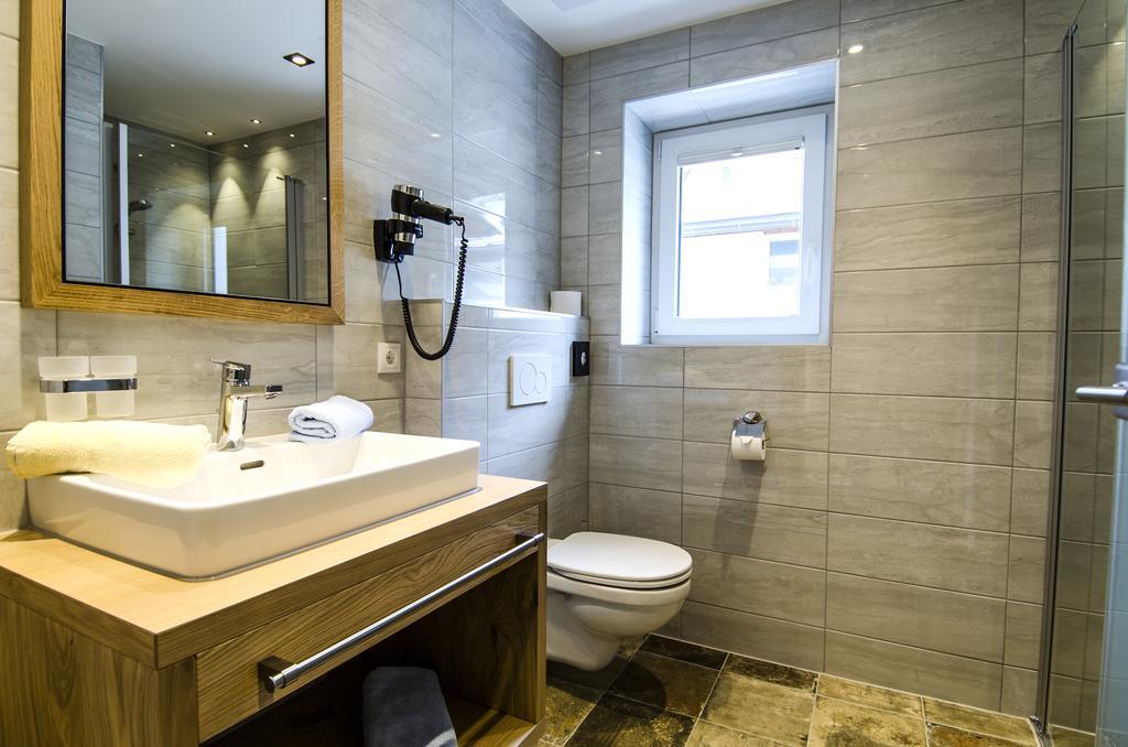 Hotel Garni Persutt ايشجل المظهر الخارجي الصورة