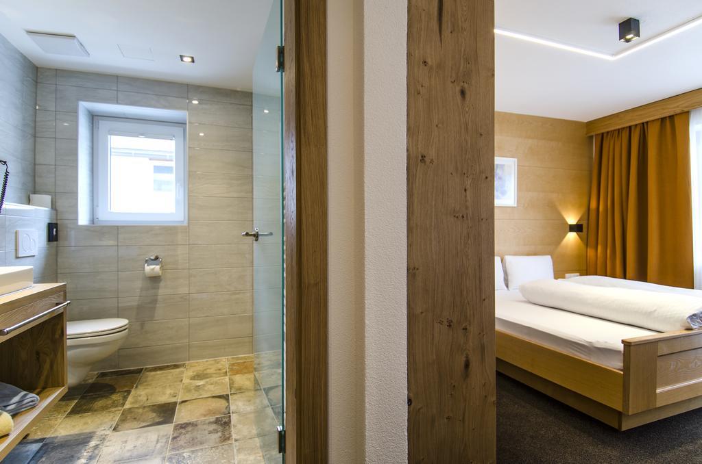 Hotel Garni Persutt ايشجل المظهر الخارجي الصورة